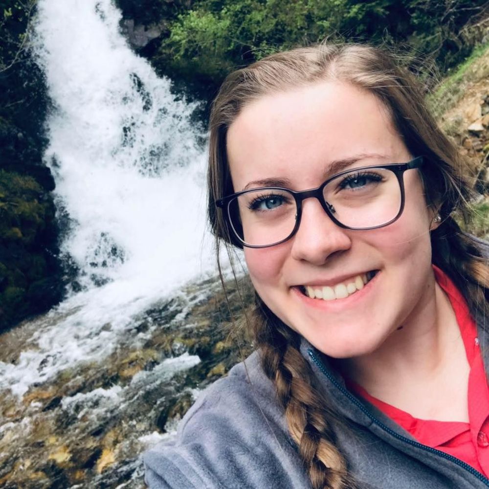 Meet your Posher, Emily